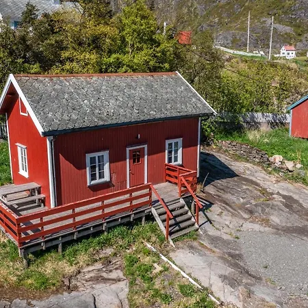 Lofoten Budget Hostel *