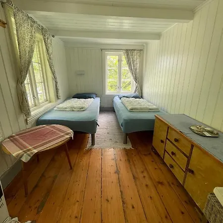 Lofoten Budget אכסניה