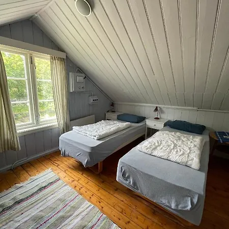 Lofoten Budget אכסניה *